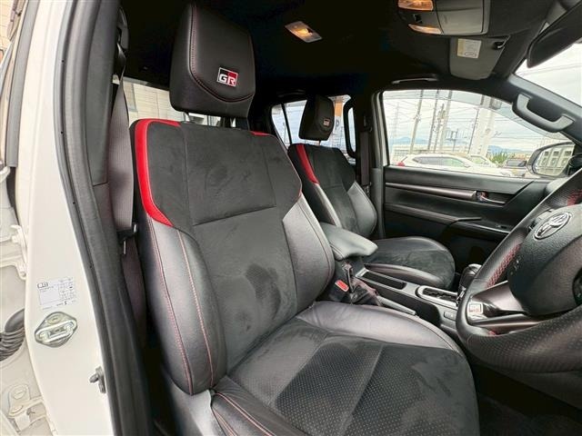 Toyota HILUX 2023 8077124-4