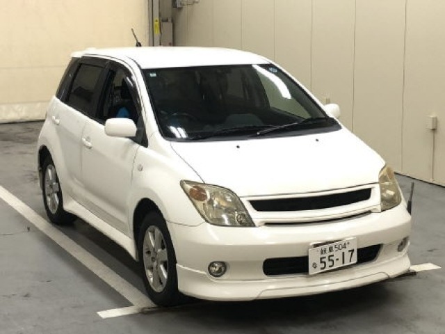 Toyota IST 2002 8064422-0