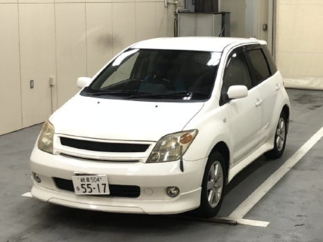 Toyota IST 2002 8064422-2