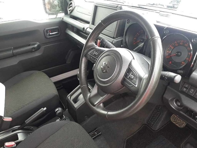 Suzuki JIMNY SIERRA 2024 8069975-9