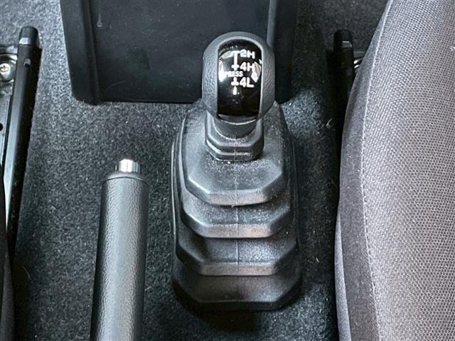 Suzuki JIMNY SIERRA 2018 8070059-11
