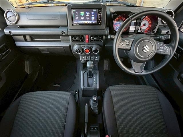 Suzuki JIMNY SIERRA 2018 8070059-14