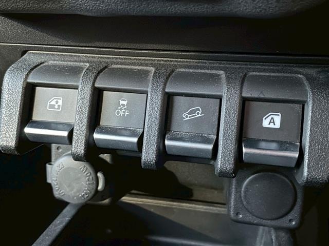 Suzuki JIMNY SIERRA 2018 8070059-16