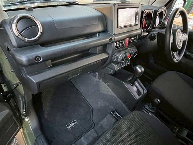 Suzuki JIMNY SIERRA 2018 8070059-22