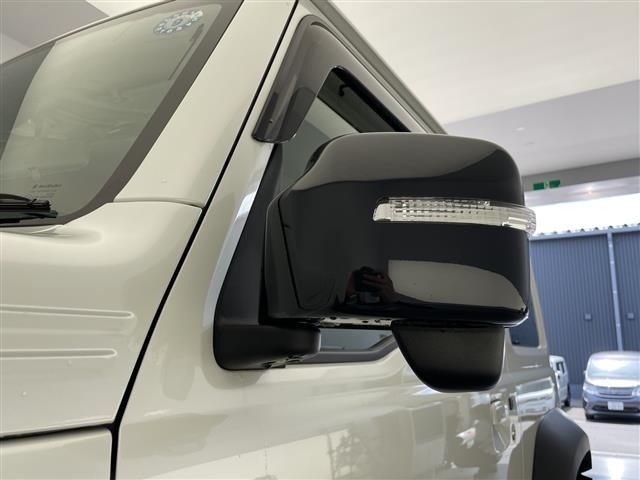 Suzuki JIMNY SIERRA 2024 8070240-17