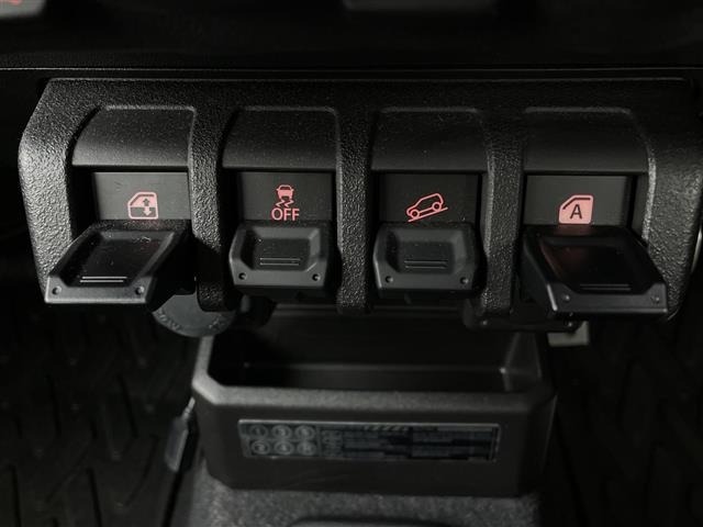 Suzuki JIMNY SIERRA 2023 8070276-10