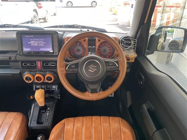 Suzuki JIMNY SIERRA 2023 8070348-15