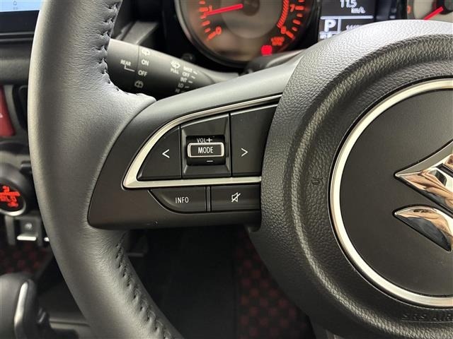 Suzuki JIMNY SIERRA 2025 8070364-7