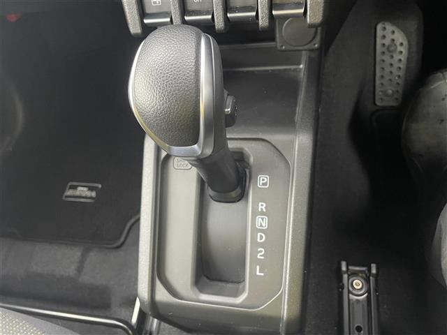 Suzuki JIMNY SIERRA 2025 8070371-17