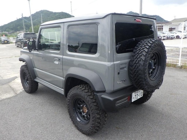 Suzuki JIMNY SIERRA 2025 8070383-1