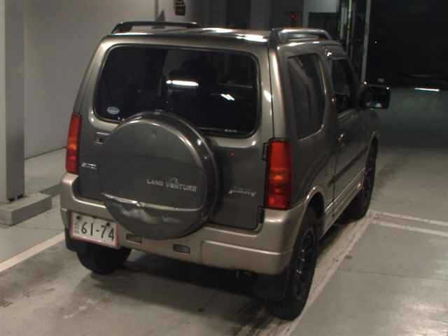 Suzuki JIMNY 2004 8064902-5