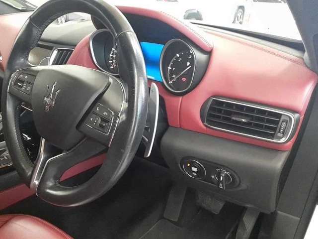 Maserati LEVANTE 2019 8075689-9