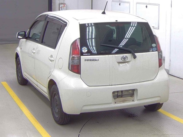 Toyota PASSO 2005 8077203-1