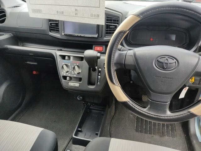 Toyota PIXIS EPOCH 2017 8067361-6