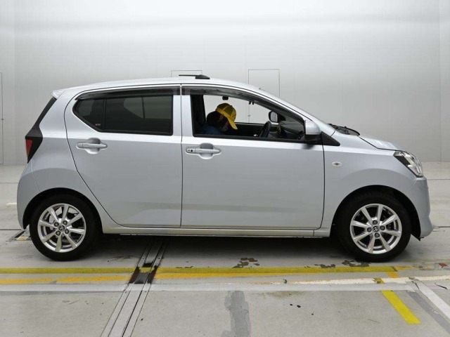 Toyota PIXIS EPOCH 2019 8067369-3