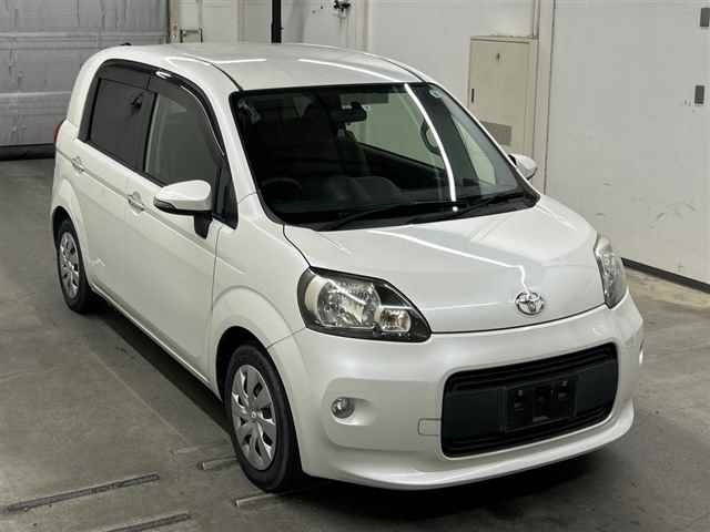 Toyota PORTE 2013 8067017-0
