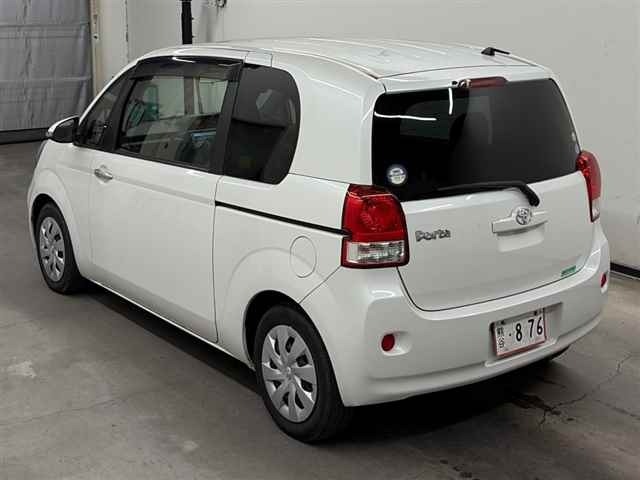 Toyota PORTE 2013 8067017-1