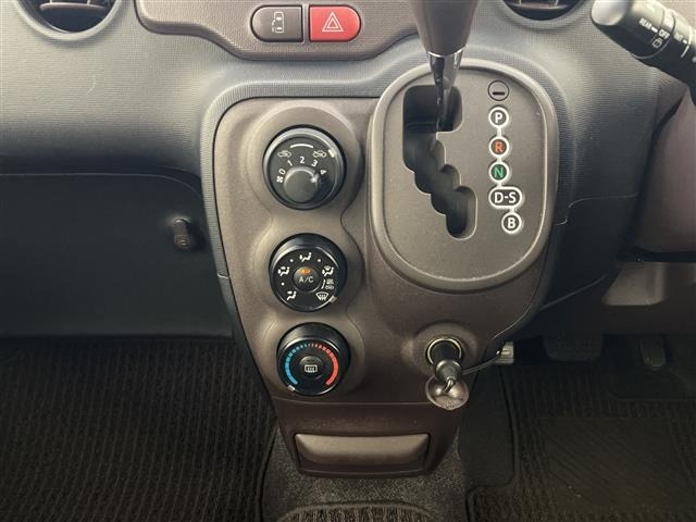 Toyota PORTE 2013 8067066-11
