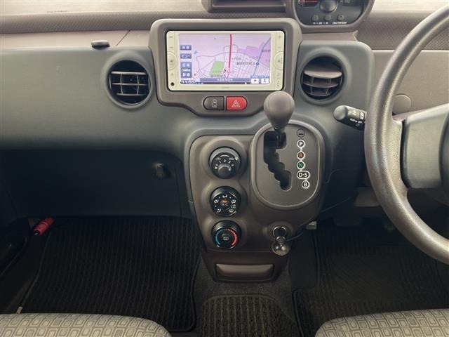 Toyota PORTE 2013 8067066-8