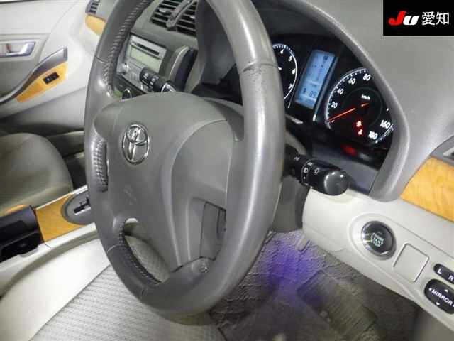 Toyota PREMIO 2009 8064463-5