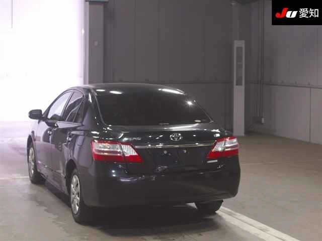Toyota PREMIO 2011 8064464-1