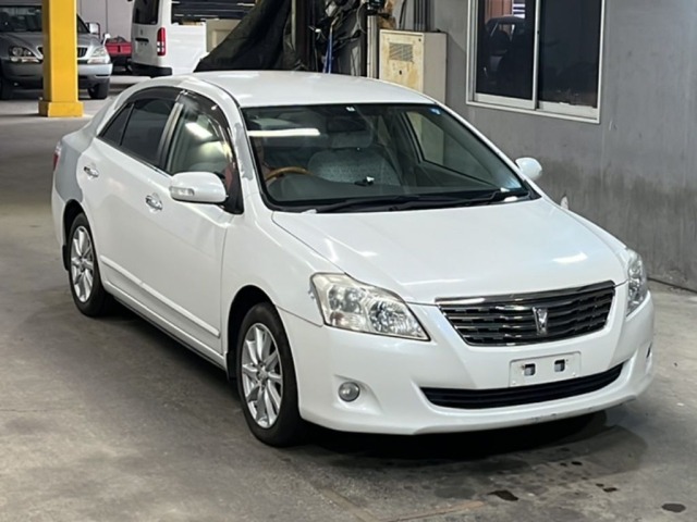 Toyota PREMIO 2009 8064475-4