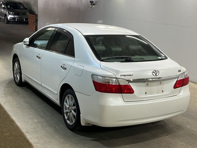 Toyota PREMIO 2007 8064479-1