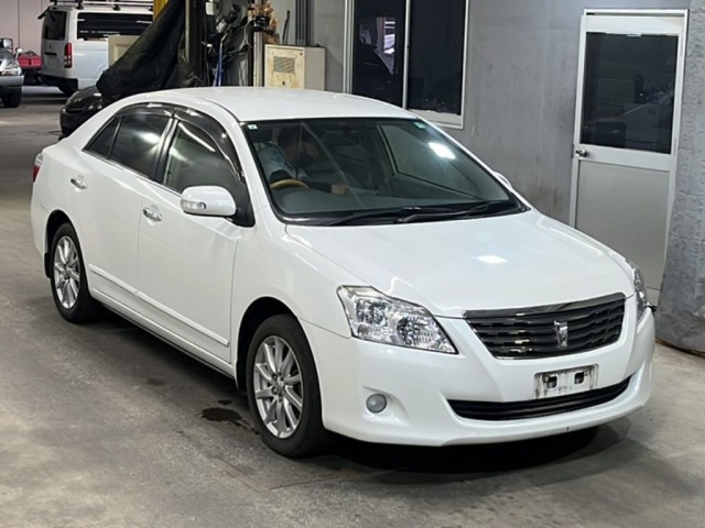 Toyota PREMIO 2007 8064479-4