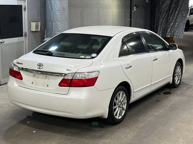 Toyota PREMIO 2007 8064479-5