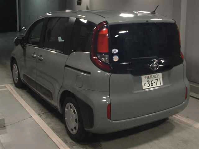 Toyota SIENTA 2023 8063116-1