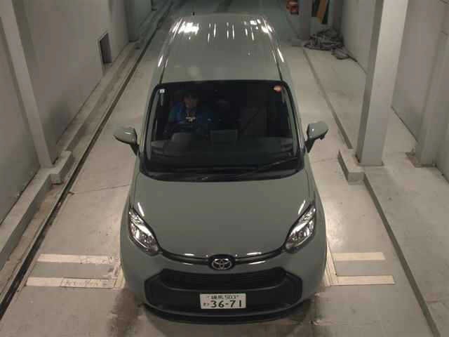 Toyota SIENTA 2023 8063116-6
