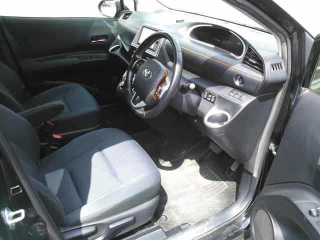 Toyota SIENTA 2016 8063120-3