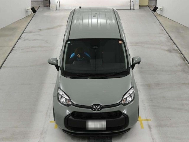 Toyota SIENTA 2023 8063165-7