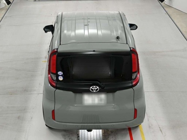 Toyota SIENTA 2023 8063165-8