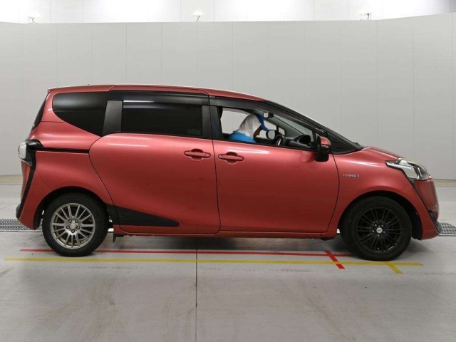 Toyota SIENTA 2016 8063166-3