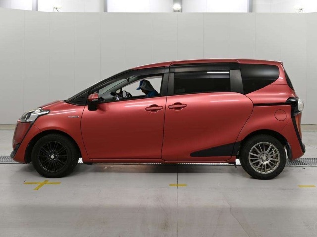Toyota SIENTA 2016 8063166-4