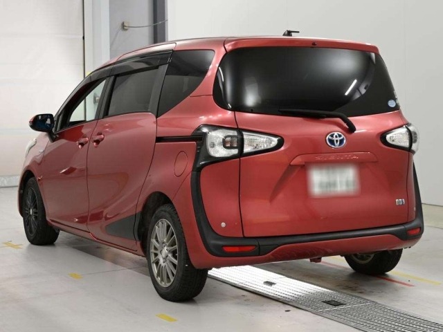Toyota SIENTA 2016 8063166-6