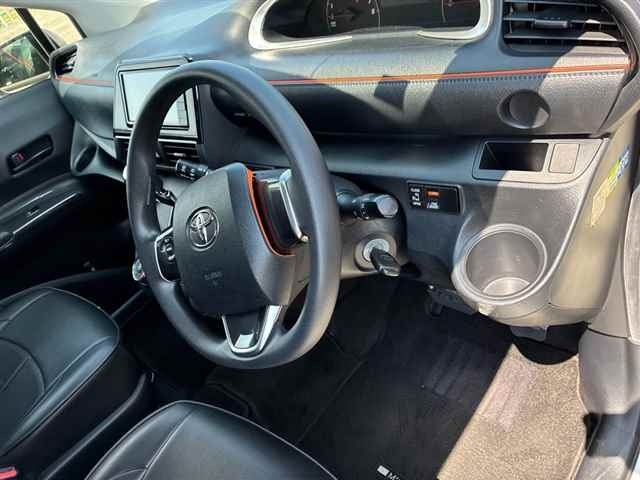 Toyota SIENTA 2018 8063170-3