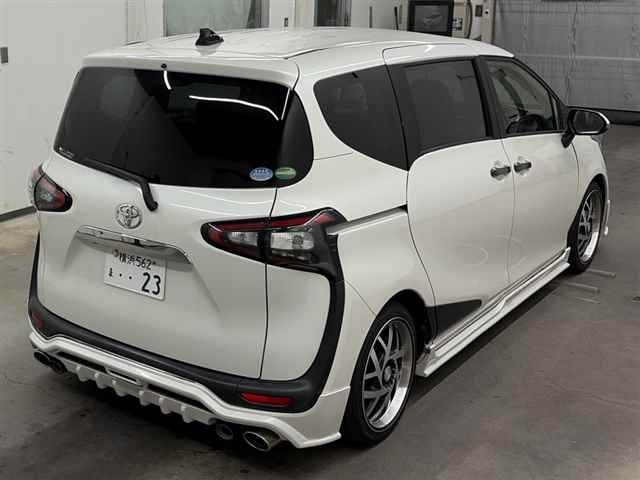 Toyota SIENTA 2018 8063170-5