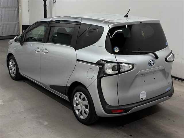 Toyota SIENTA 2015 8063171-1