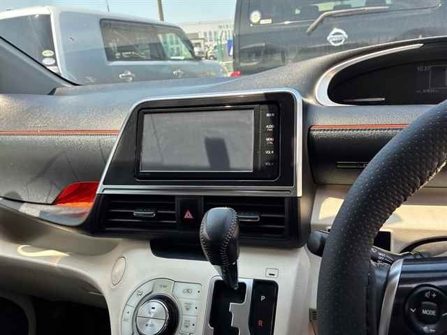 Toyota SIENTA 2015 8063171-6
