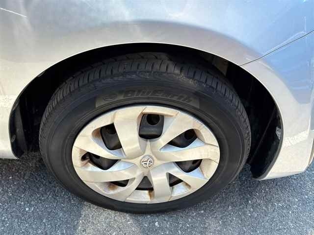 Toyota SIENTA 2015 8063171-9