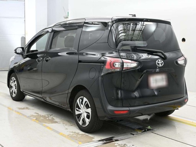 Toyota SIENTA 2022 8063176-6