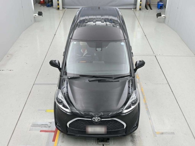 Toyota SIENTA 2022 8063176-7