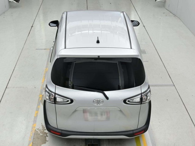 Toyota SIENTA 2022 8063177-8