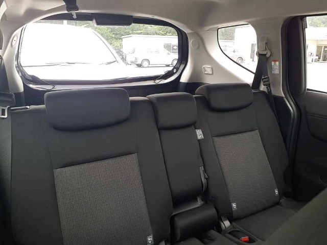 Toyota SIENTA 2018 8063178-11