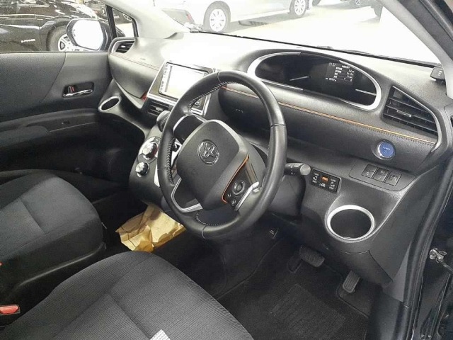 Toyota SIENTA 2015 8063179-9