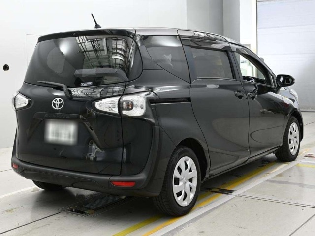Toyota SIENTA 2016 8063180-1