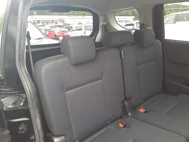 Toyota SIENTA 2016 8063180-11
