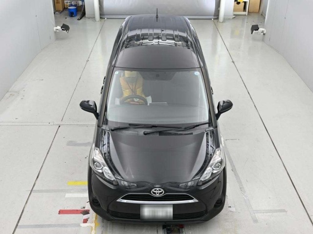 Toyota SIENTA 2016 8063180-7